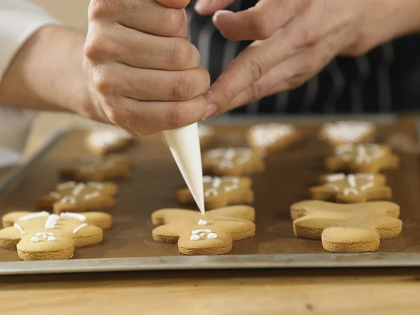 Σεφ που διακοσμούν τα cookies — Φωτογραφία Αρχείου