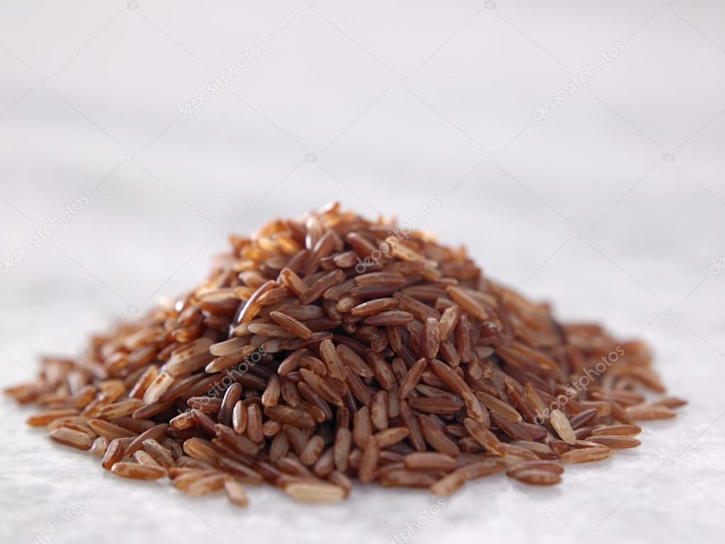 heap of brown rice