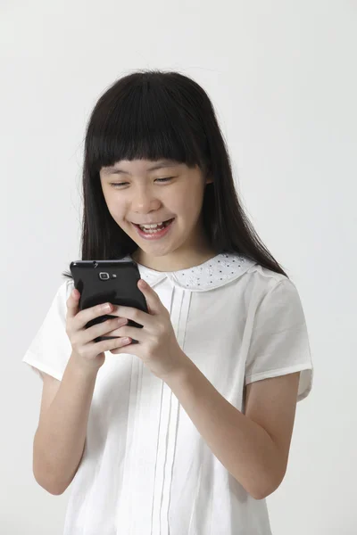 Girl receiving message — Stock Photo, Image