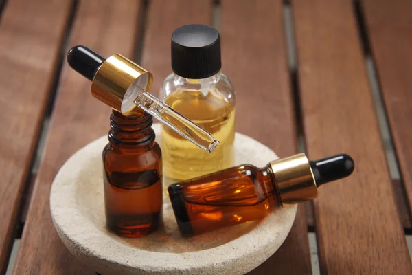 Butelki z olejek do masażu — Zdjęcie stockowe