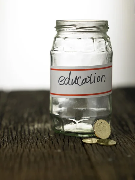 Ahorro de botella para el estudio — Foto de Stock