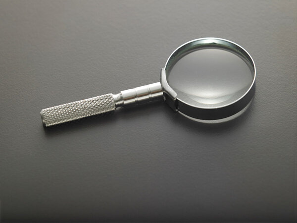 Low scale of magnifying glass