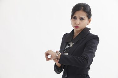 kadın zaman kontrol