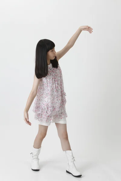 Kung fu pratik kız — Stok fotoğraf
