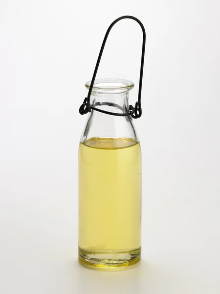 Пляшка масажної олії — стокове фото