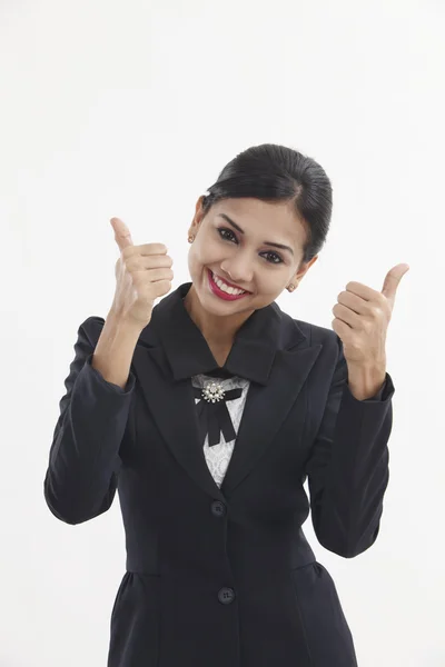 Indian woman with thumbs up — Stock Photo, Image