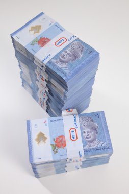 Beyaz üzerine Malezya Ringiti