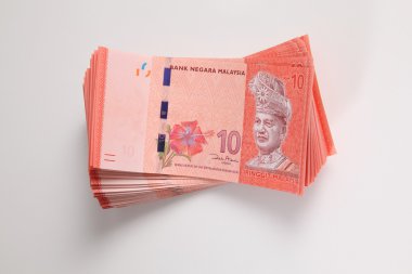 Beyaz üzerine Malezya Ringiti