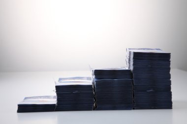 Beyaz üzerine Malezya Ringiti