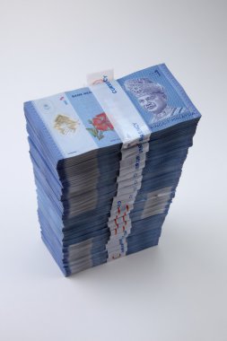 Beyaz üzerine Malezya Ringiti