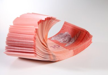 Beyaz üzerine Malezya Ringiti