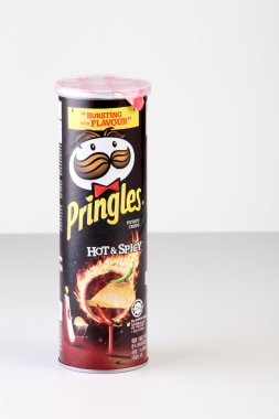 Pringles chips package