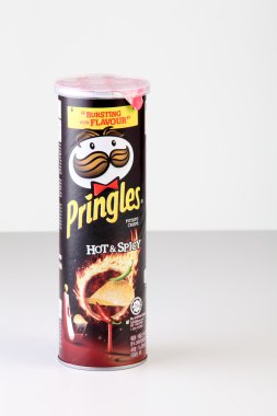 Pringles chips package clipart
