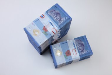 Beyaz üzerine Malezya Ringiti