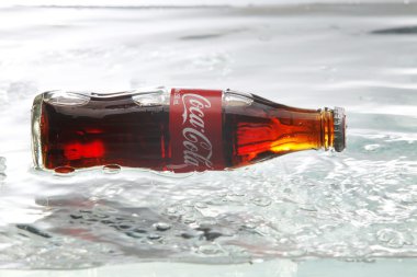Coca cola şişesi