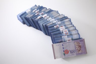 Beyaz üzerine Malezya Ringiti