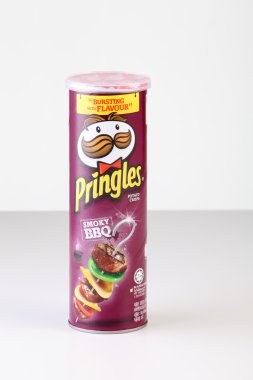 Pringles chips package