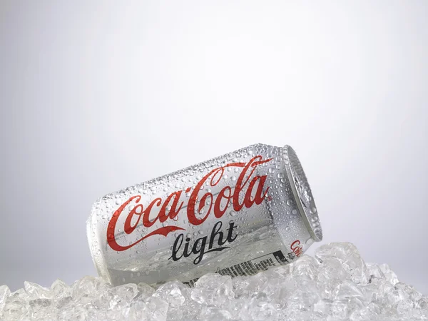 Coca cola can — Stock Photo, Image