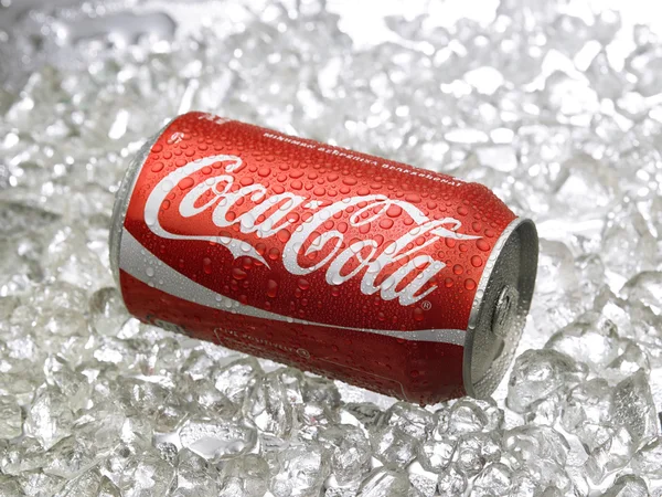 Coca-Cola pode — Fotografia de Stock