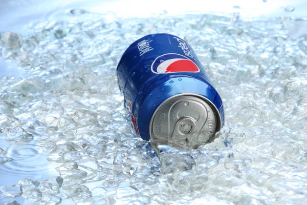 Kan av pepsi cola — Stockfoto