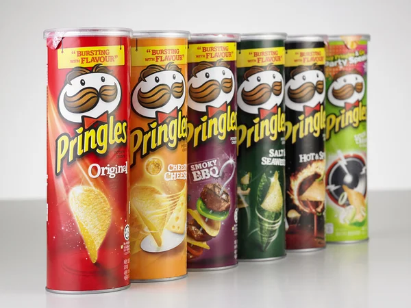 Pringles chips packages