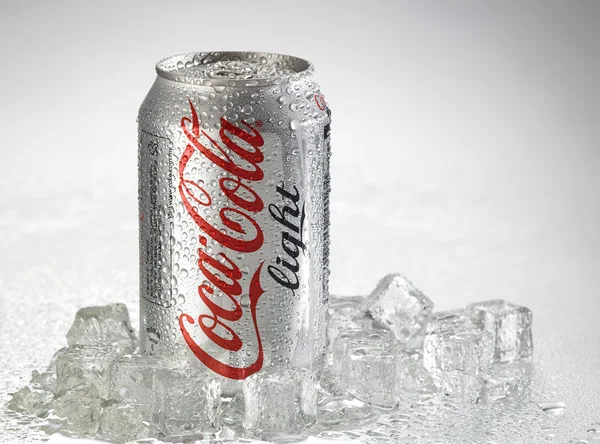 Coca cola může — Stock fotografie