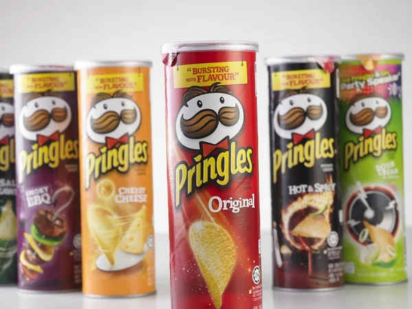 Pringles chips packages — Stock Photo, Image