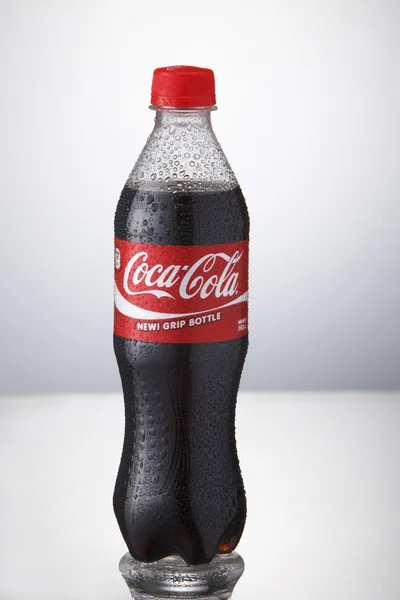Напої Кока-кола — стокове фото