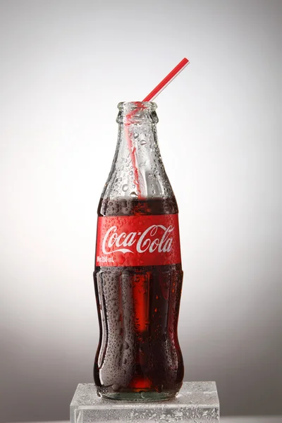 A bottle of Coca Cola drinks — Stock fotografie