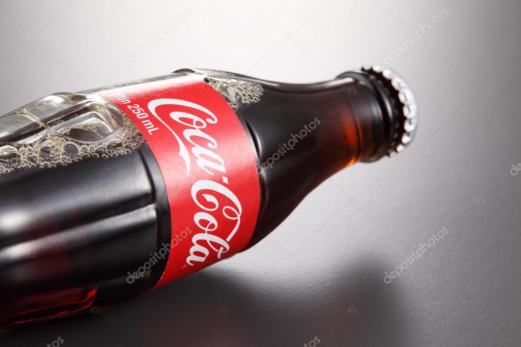 Coca cola drinks Stock Editorial Photo © eskaylim 81883680