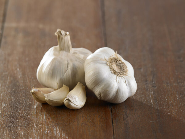 Fresh dryed garlic