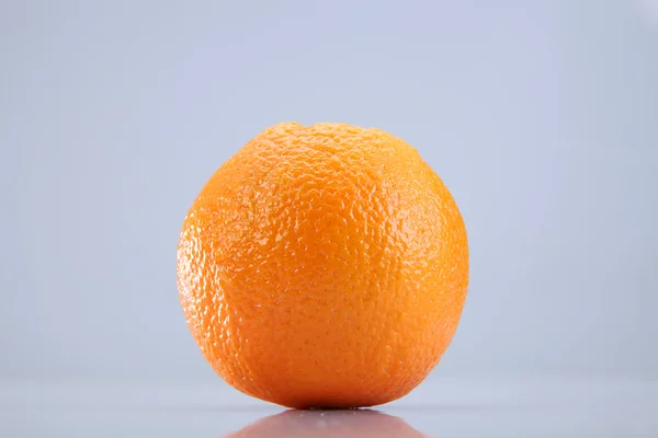 Fresh ripe orange — Stock Photo, Image