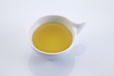Uçan daire içinde mısır yağı