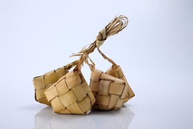 Ketupat - doğal pirinç kaplama