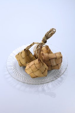 Ketupat - doğal pirinç kaplama