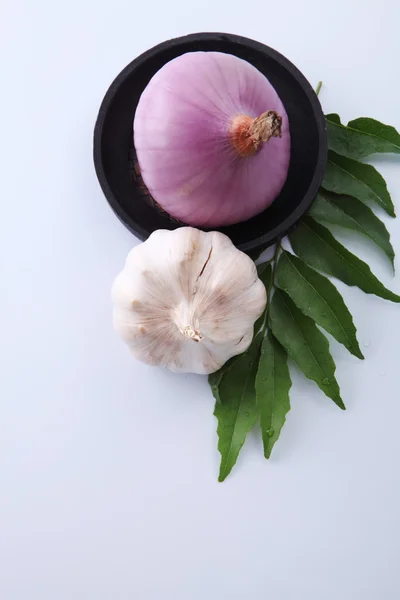 양파, 마늘, 카레 잎 — 스톡 사진