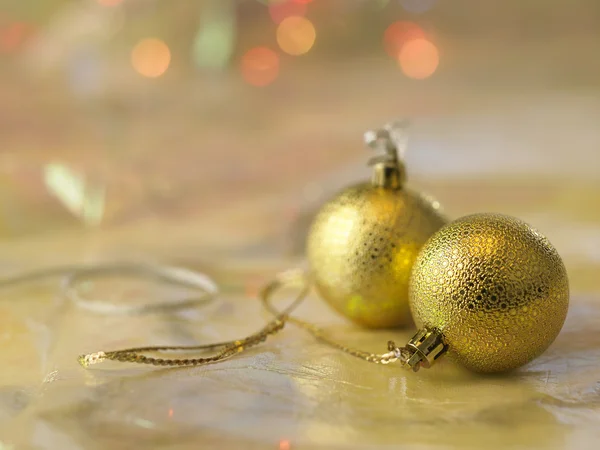 Bolas de Natal douradas — Fotografia de Stock