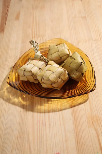 Ketupat - tripa de arroz natural — Fotografia de Stock