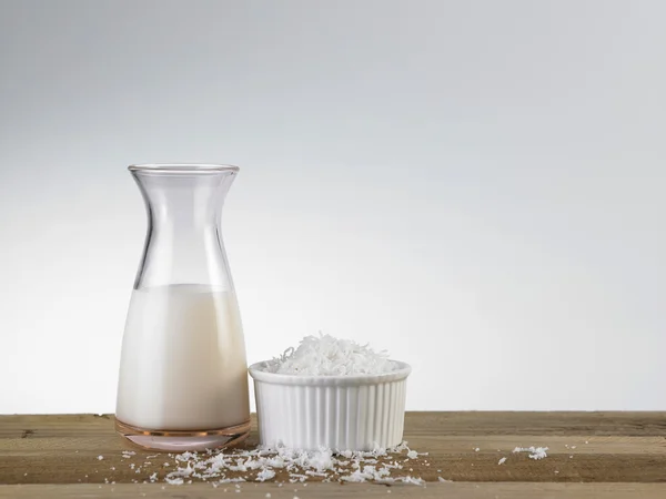 Vaso di latte di cocco — Foto Stock