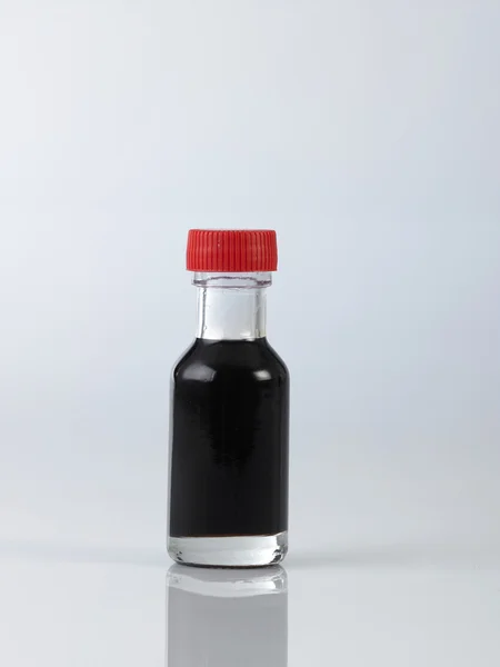 Pullo elintarvikkeiden väritys — kuvapankkivalokuva