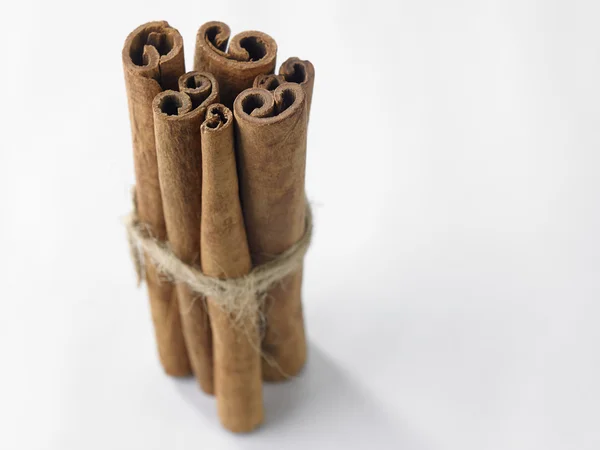 Palitos de canela seca — Fotografia de Stock