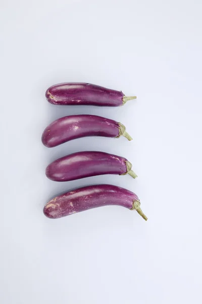 Čerstvý fialový lilek — Stock fotografie