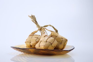 Ketupat - doğal pirinç kaplama