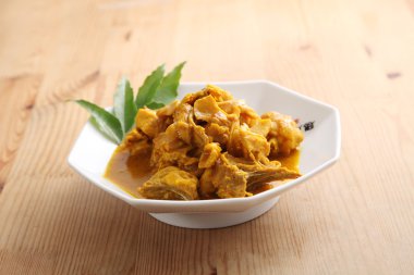 lezzetli kunyit tavuk