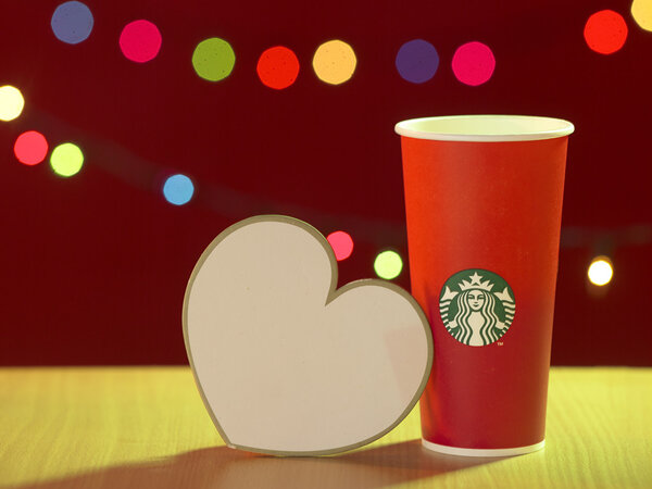 starbuck's red paper cup