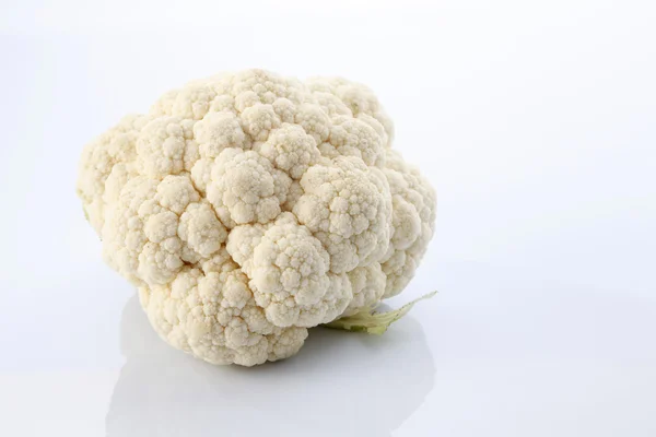 Fresh white cauliflower — Stock Photo, Image