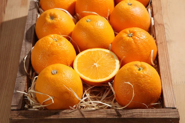 新鮮な熟したオレンジ — ストック写真