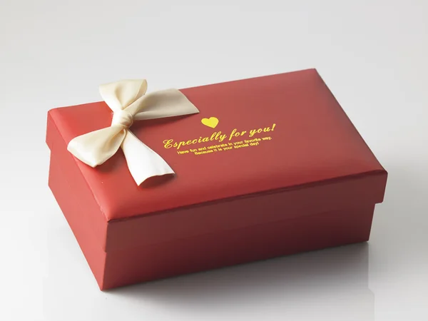 赤のプレゼント ボックス — ストック写真