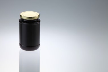 blackcurrent reçel kavanoz içinde