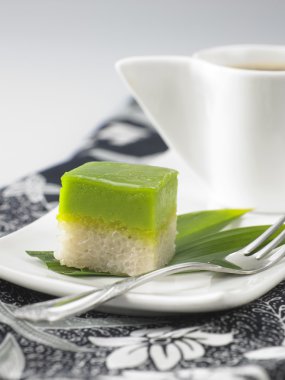 Malay pandan kremalı pasta